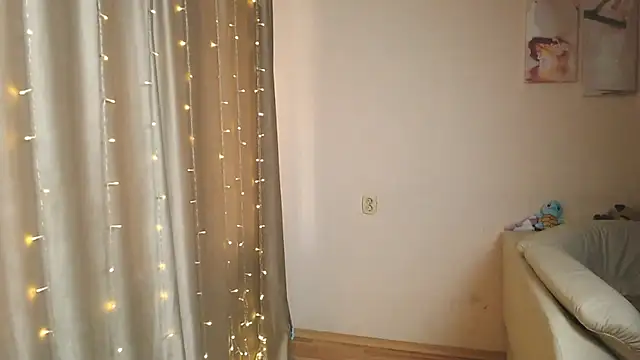 Snapshot of MargoFoxy chatting on 03/17/25, 07:35 MargoFoxy online show from 03/17/25, 07:35