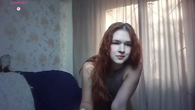 Snapshot of MargoFoxy chatting on 10/11/25, 12:06 MargoFoxy online show from 10/11/25, 12:06