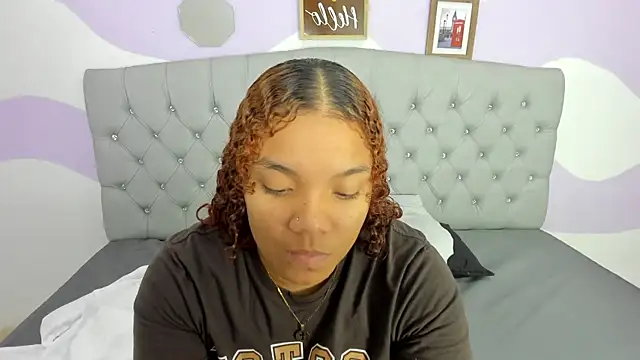 Snapshot of BRIYITHMENA chatting on 02/10/26, 12:15 BRIYITHMENA online show from 02/10/26, 12:15