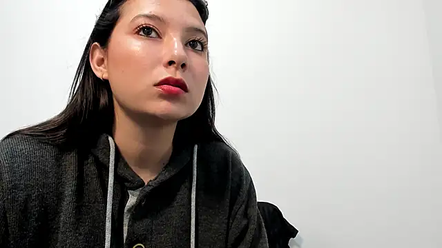 cami-01 online show from 10/17/25, 08:10