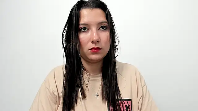 cami-01 online show from 11/06/25, 08:46