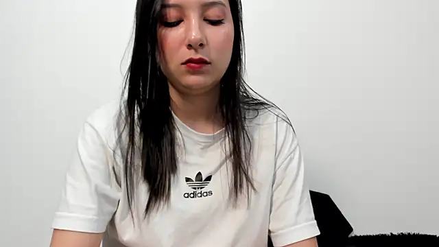 cami-01 online show from 10/16/25, 08:06