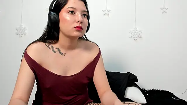 cami-01 online show from 04/10/26, 08:16