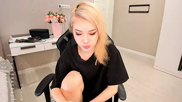 aya shy online show from 02/24/25, 10:04