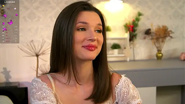 Snapshot of Eva_Golden chatting on 01/07/25, 03:44 Eva Golden online show from 01/07/25, 03:44