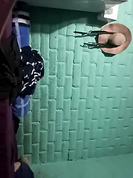 Snapshot of HandsomeBuoyy21 chatting on 03/23/26, 01:55 HandsomeBuoyy21 online show from 03/23/26, 01:55