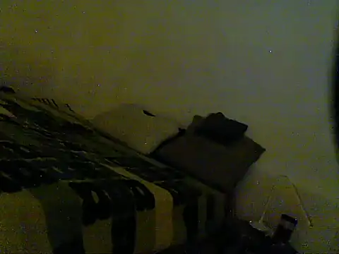 Snapshot of oopsxx chatting on 02/09/25, 04:14 oopsxx online show from 02/09/25, 04:14