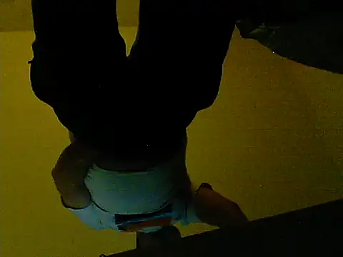 Snapshot of oopsxx chatting on 02/06/25, 11:26 oopsxx online show from 02/06/25, 11:26