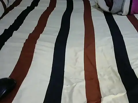 Elsah  online show from 02/10/26, 05:56