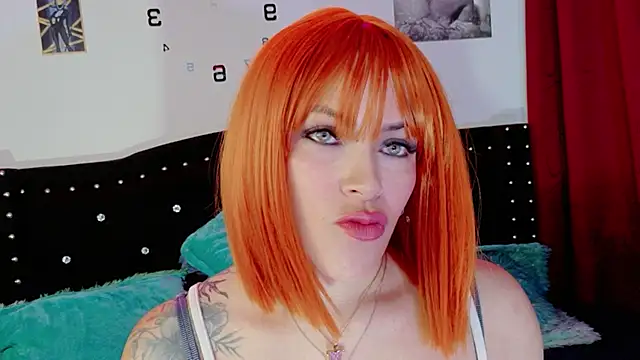 Natalia Montoya online show from 12/20/25, 10:45