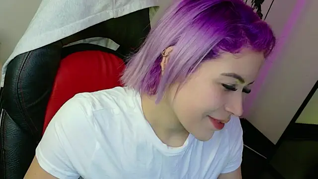 Natalia Montoya online show from 04/19/26, 07:42