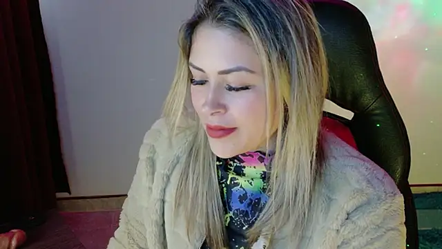 Natalia Montoya online show from 10/23/25, 08:29