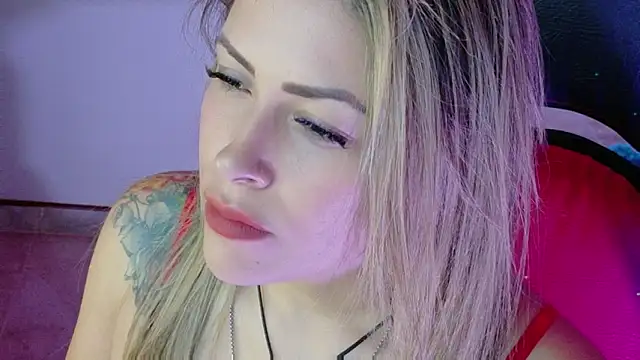 Natalia Montoya online show from 11/09/25, 10:47