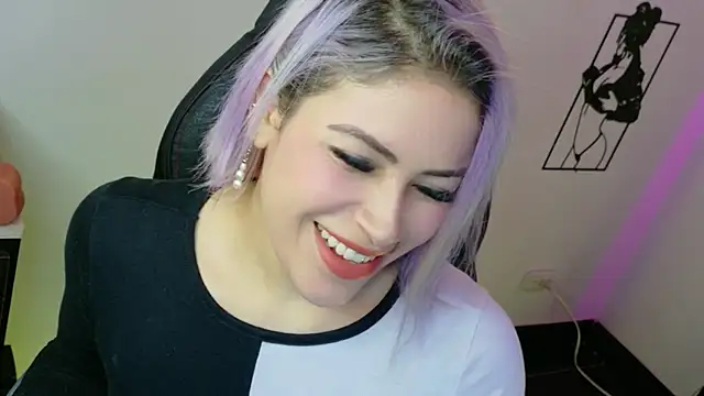 Natalia Montoya online show from 04/16/26, 02:45