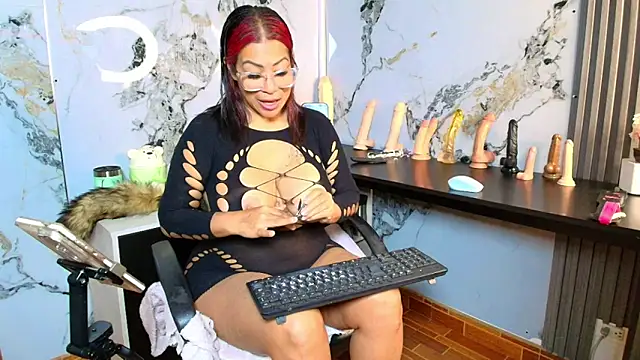 AlixLong online show from 02/03/26, 03:15