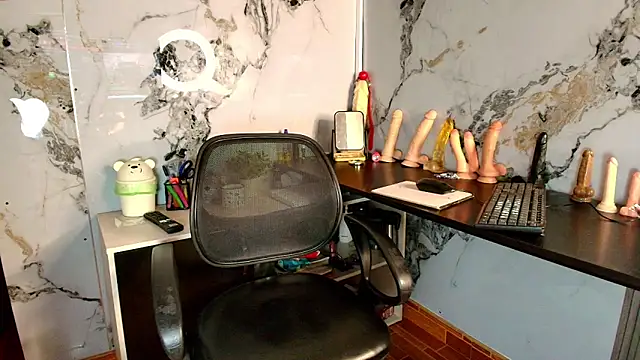 AlixLong online show from 03/14/26, 01:11