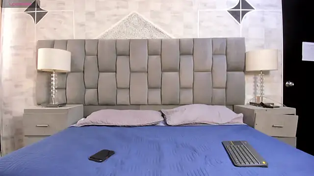 LaurenSnow online show from 04/08/26, 03:35