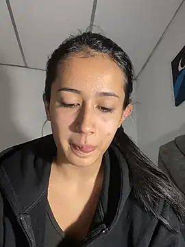 AnithaFigueroa1 online show from 01/03/25, 10:40