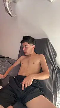 robin model online show from 10/17/25, 06:10