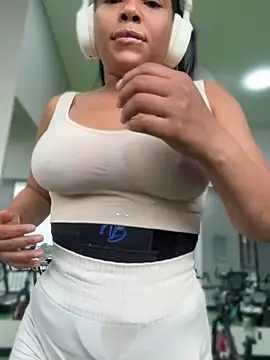 Anabel693 online show from 05/06/26, 11:36