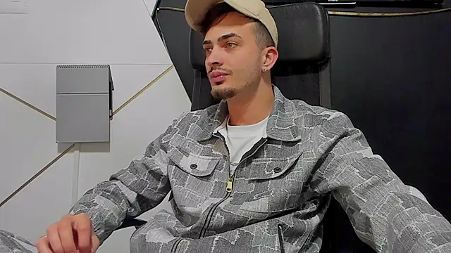 BrandonTate online show from 04/21/26, 03:46