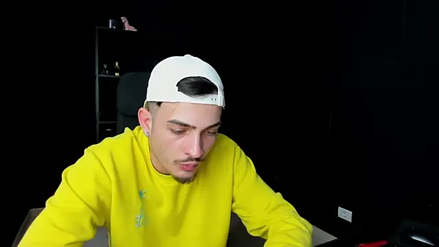 BrandonTate online show from 04/14/26, 04:34