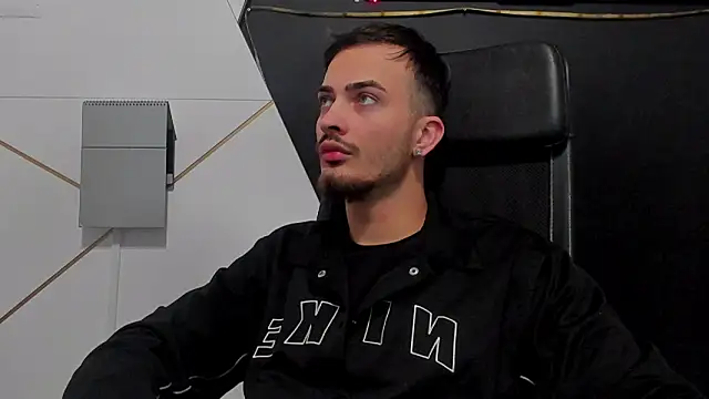 BrandonTate online show from 04/02/26, 07:48