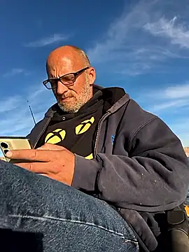 FloppyPickle4u online show from 01/18/26, 04:21