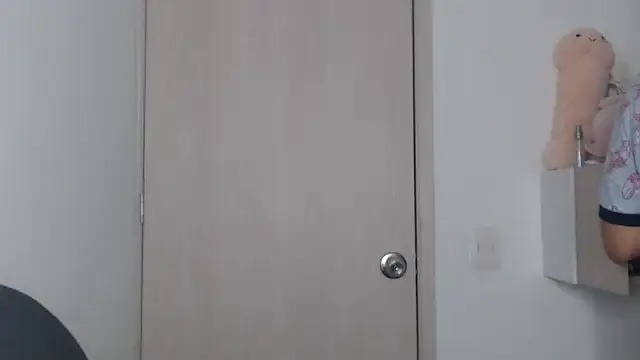 kaiine190 online show from 10/25/25, 08:24