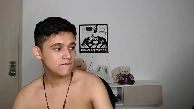 kaiine190 online show from 11/21/25, 07:40