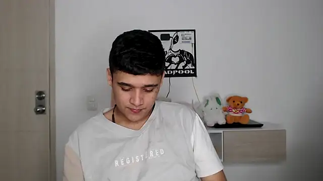 kaiine190 online show from 11/18/25, 07:55