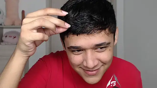 kaiine190 online show from 12/15/25, 11:42