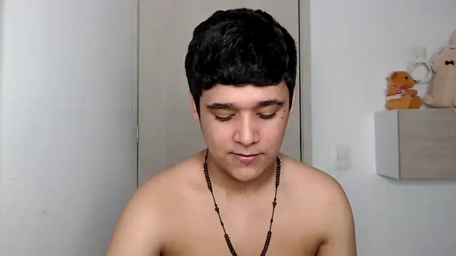 kaiine190 online show from 10/20/25, 09:15