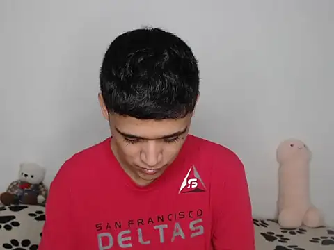 Snapshot of kaiine190 chatting on 02/20/26, 07:38 kaiine190 online show from 02/20/26, 07:38