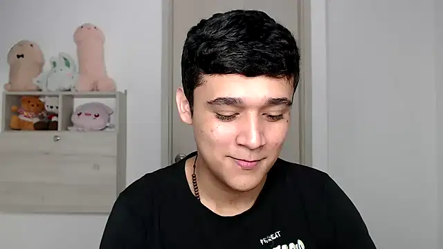 kaiine190 online show from 12/19/25, 06:49