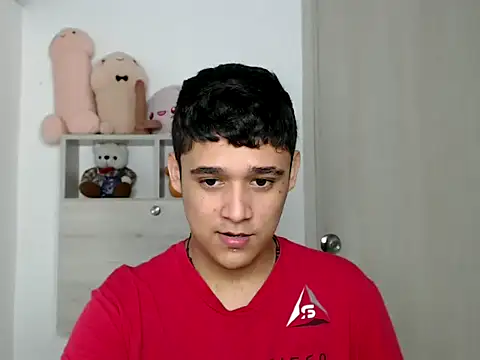 Snapshot of kaiine190 chatting on 01/14/26, 07:01 kaiine190 online show from 01/14/26, 07:01