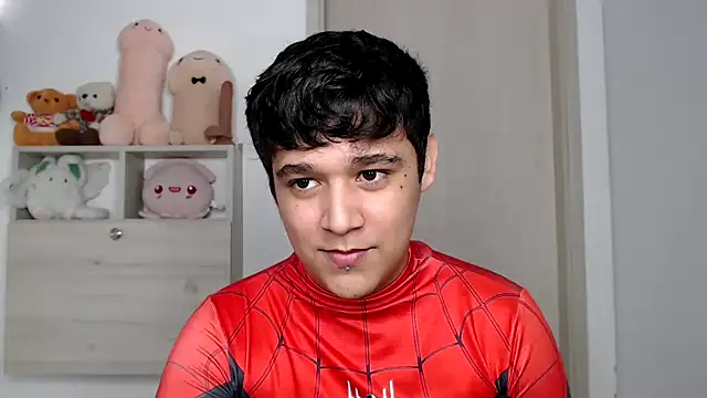 kaiine190 online show from 10/31/25, 07:32