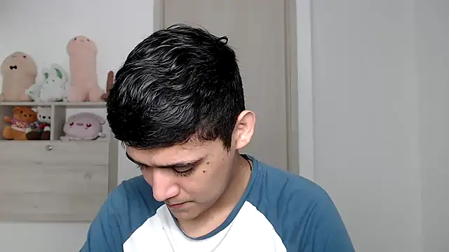 kaiine190 online show from 12/17/25, 06:29