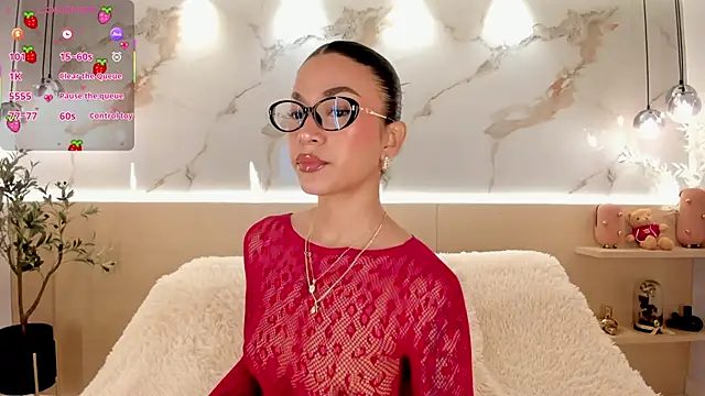 LunaRuso online show from 03/07/26, 04:56