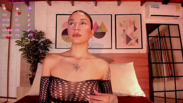 Snapshot of LunaRuso chatting on 01/14/26, 07:50 LunaRuso online show from 01/14/26, 07:50