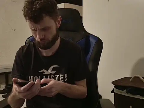 Talenjames4 online show from 12/01/25, 01:39