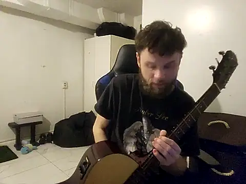 Talenjames4 online show from 12/17/25, 02:05