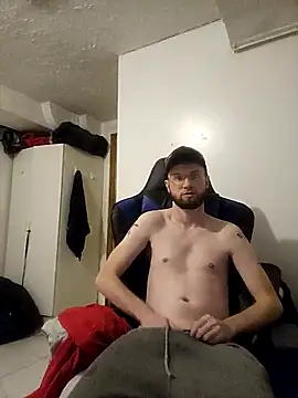 Snapshot of Talenjames4 chatting on 10/29/25, 04:39 Talenjames4 online show from 10/29/25, 04:39