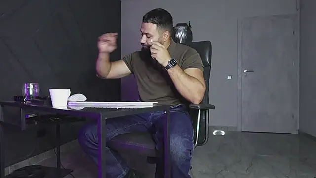 mattmasterss online show from 10/21/25, 07:13