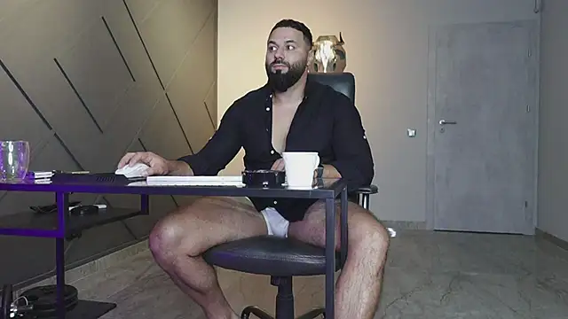 Snapshot of mattmasterss chatting on 09/29/25, 08:25 mattmasterss online show from 09/29/25, 08:25