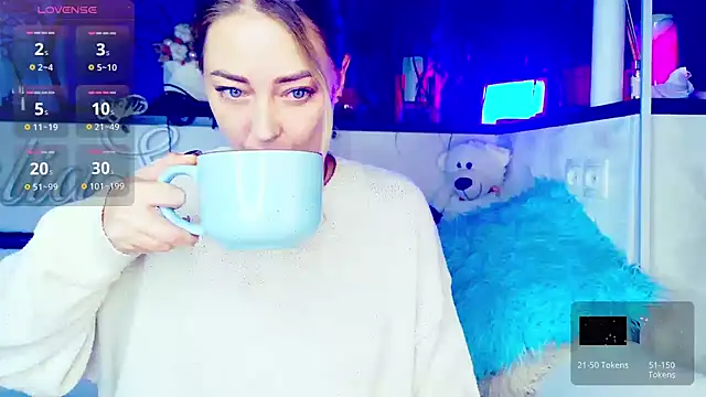  JuliaSpace  online show from 09/30/25, 07:03