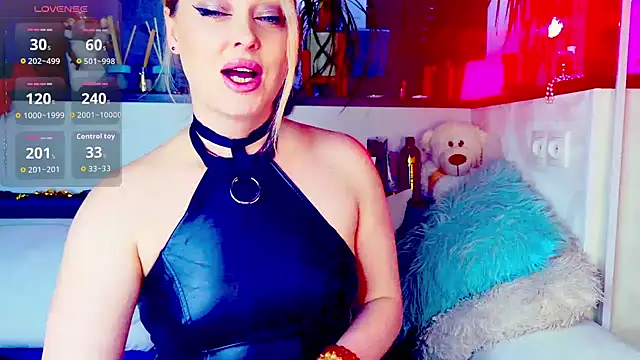  JuliaSpace  online show from 02/28/26, 05:34