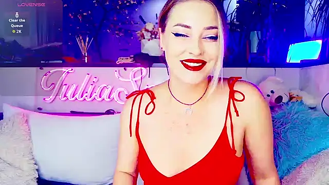  JuliaSpace  online show from 10/11/25, 04:08