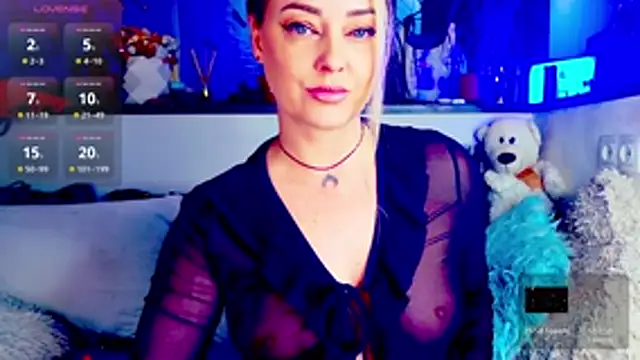  JuliaSpace  online show from 04/07/26, 04:53