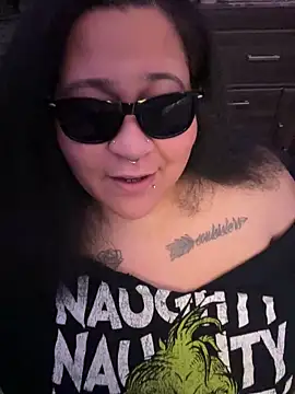 Juicyjordie online show from 04/11/26, 07:27